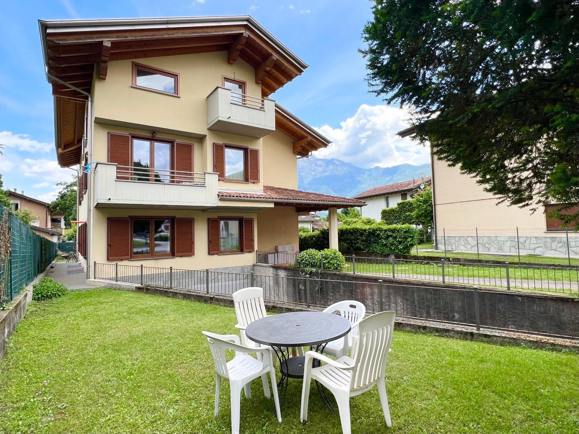 Casa Mimosa The Green View Apartment โดมาโซ ภายนอก รูปภาพ